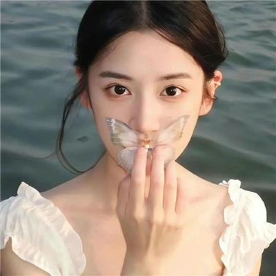 白色杀机2海报